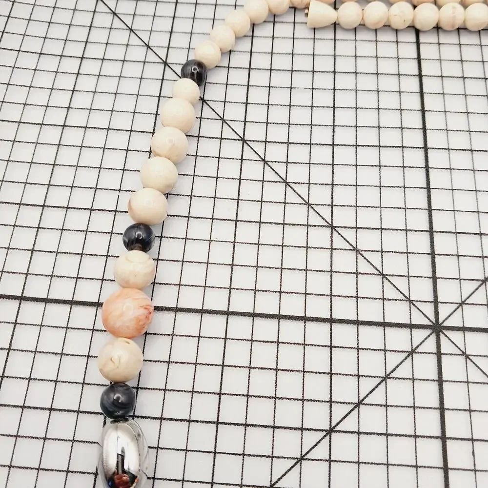 Necklace Bead VTG 24